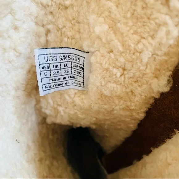 Ugg Belfair brown leather duck toe waterproof shearling boots - Picture 12 of 14